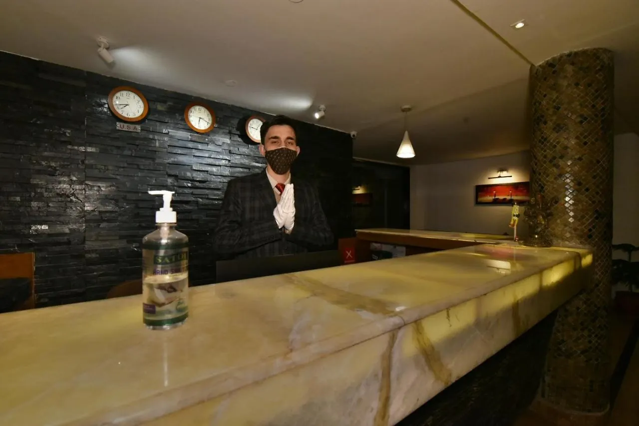 Hillcrest Resort By Dls Hotels Shimla 0*,